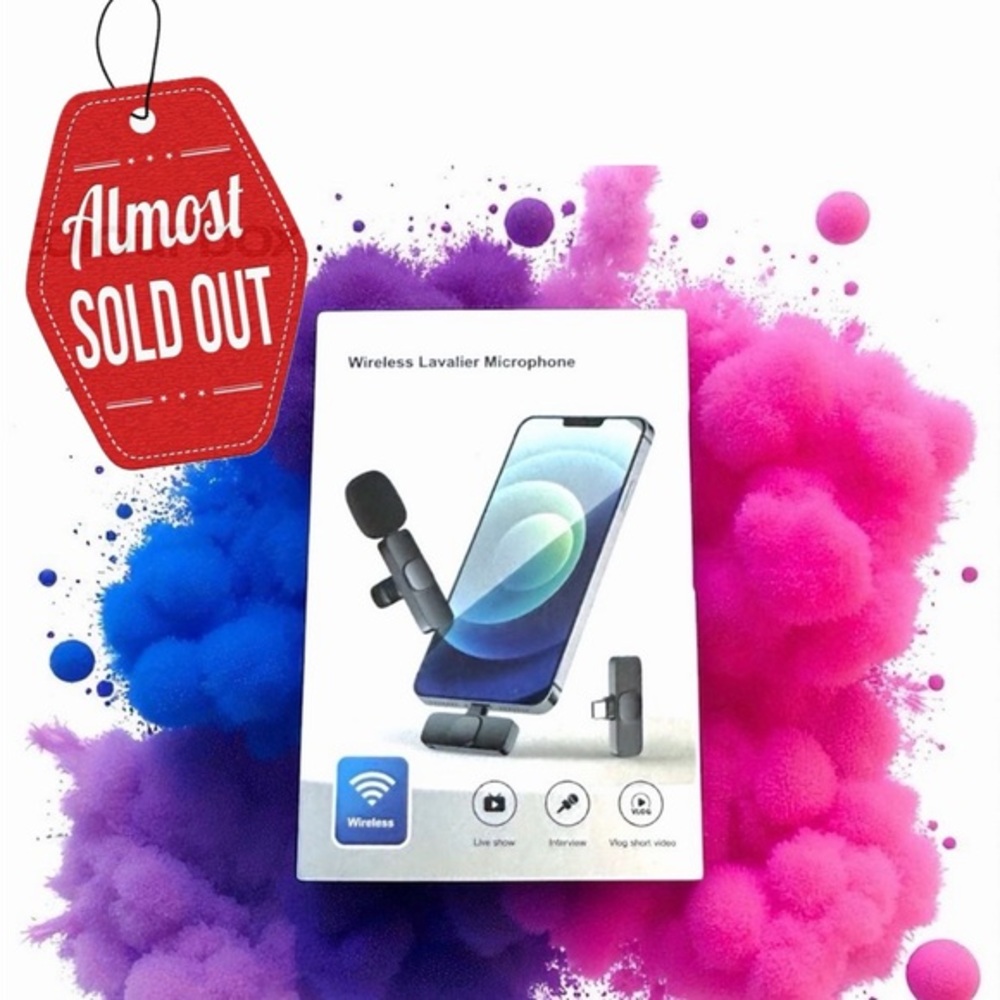 NWT Wireless Microphone Clip-on for iPhone Recording Plug-Play Live Show Vlogger